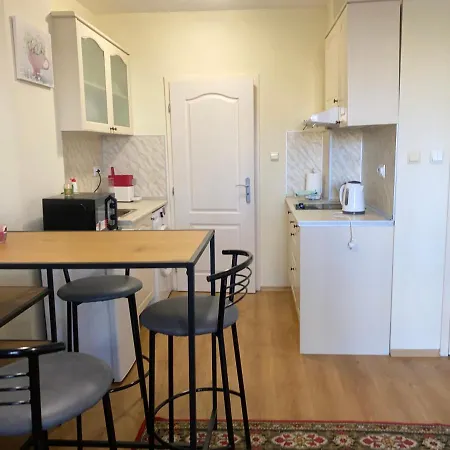 Apartament Flores Park