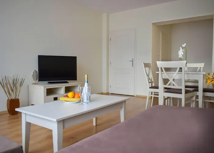 Flores Park סאני ביץ'