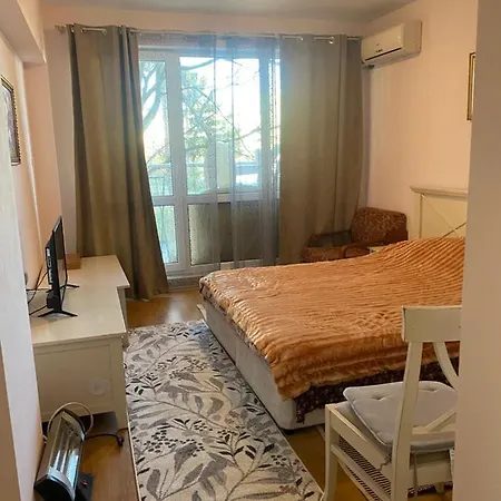 Flores Park Apartahotel Sunny Beach
