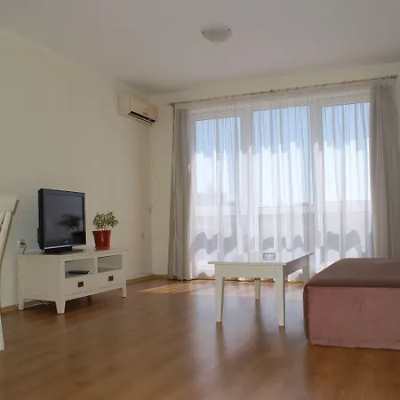 Flores Park Lejlighed *