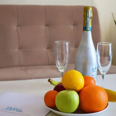 Flores Park Apartahotel 3*