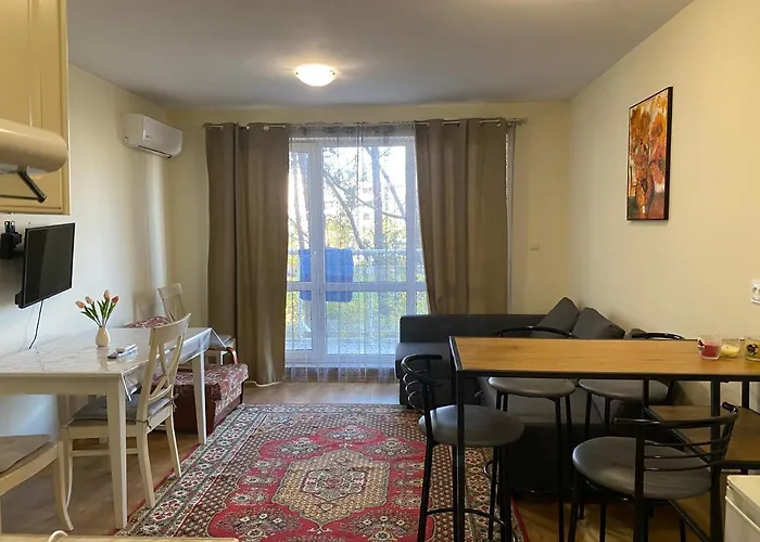 Flores Park Апартаменты Солнечный берег