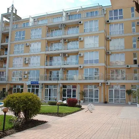 Flores Park Апарт-отель