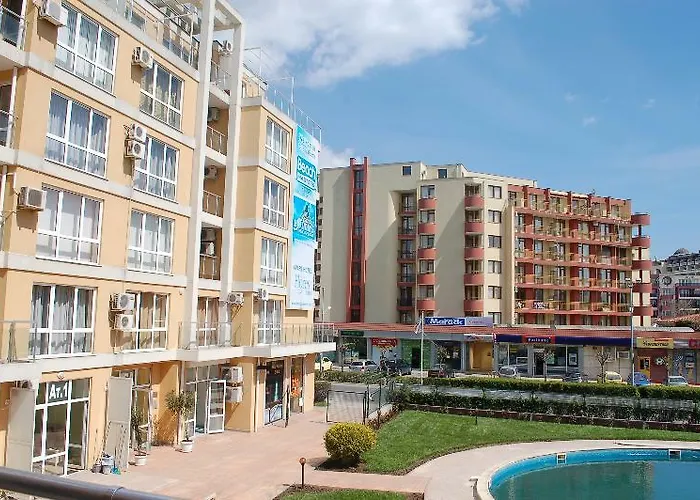 Flores Park Апартаменты Солнечный берег